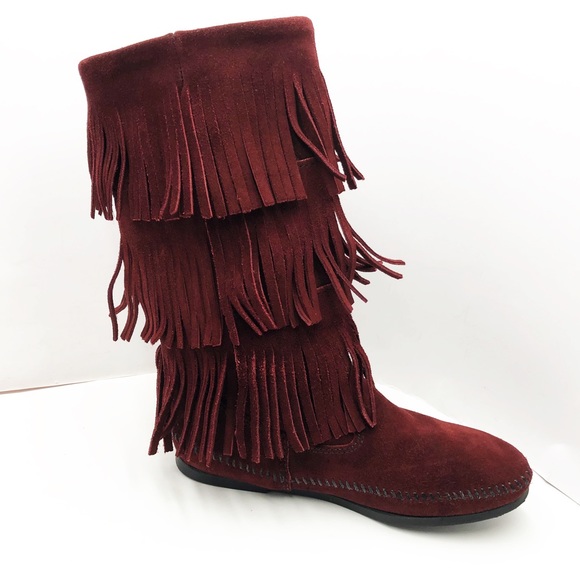 {Minnetonka} Three Fringe Mocassin - Picture 4 of 14